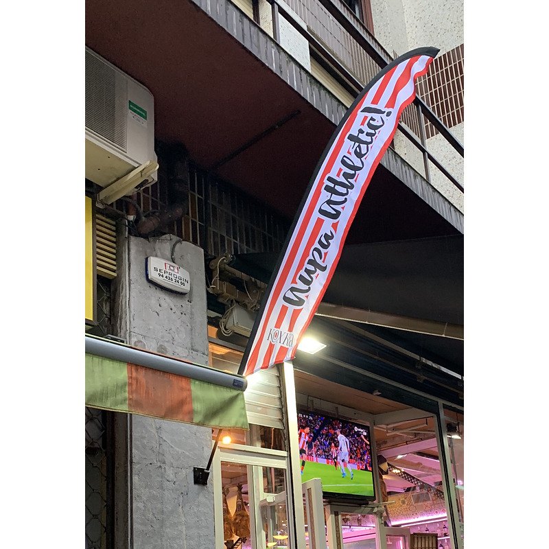 Bandera exterior del Athletic de Bilbao tipo Surf para Restaurante Koxka