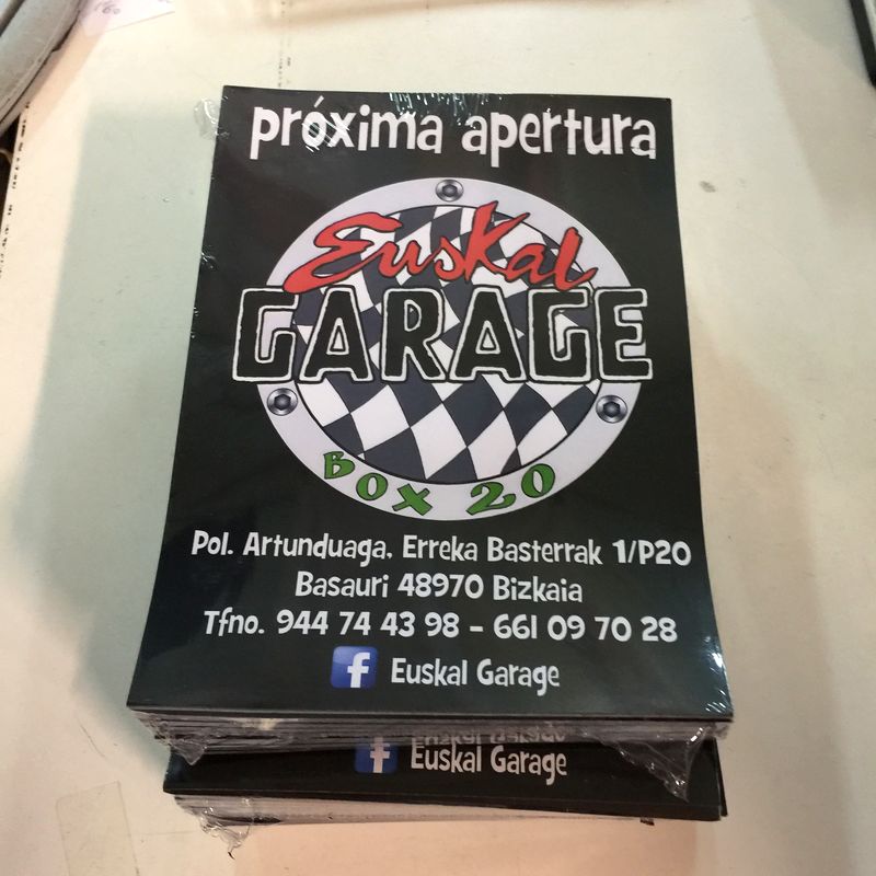 A5 sobre fondo negro