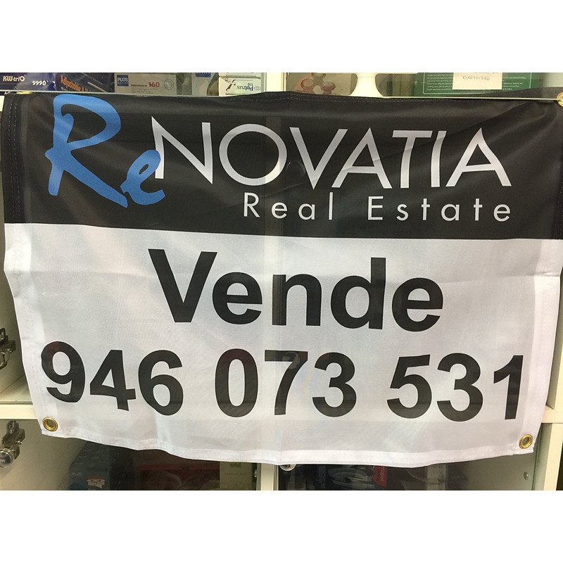 Pancarta para inmobiliaria Renovatia.